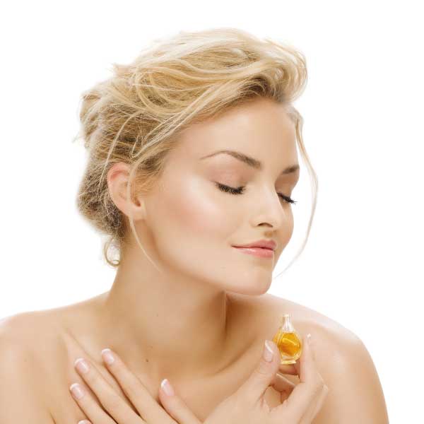 caprylic capric triglyceride emolliente cosmetico